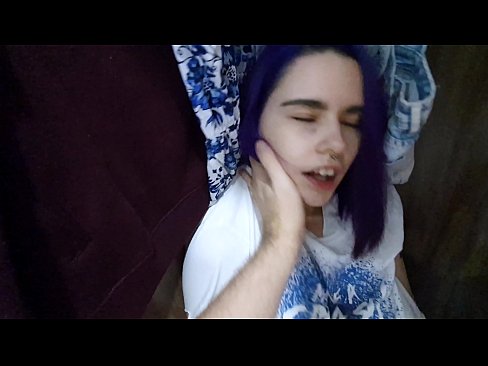 ❤️ 在衣柜里发现我的妹妹并帮助她射精 ❤❌ at porn zh-cn.dienlanhbk.top❌️❤